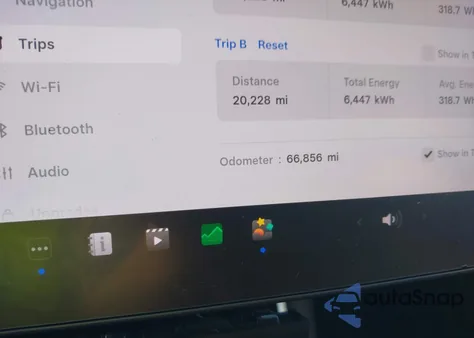 2019 Tesla Model 3 Long Range/Performance из США, поврежденный, VIN 5YJ3E1EB1KF385555